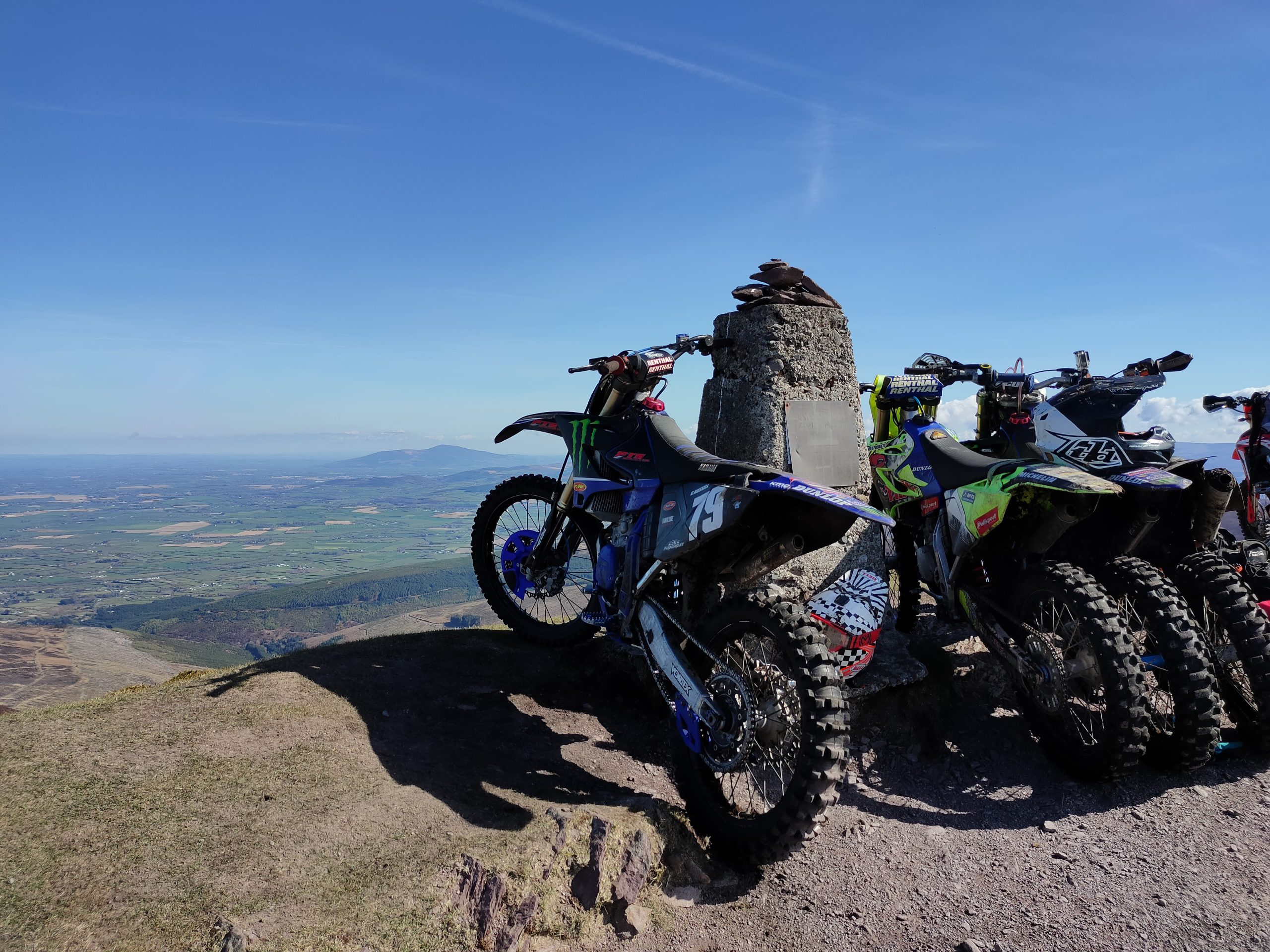 A Sunny Day Out In The Knockmealdowns